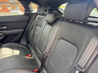 USED 2018 18 JAGUAR E-PACE 2.0 D240 R-Dynamic HSE SUV 5dr Diesel Auto AWD Euro 6 (s/s) (240 ps) AUTO 4WD -- HEATED LEATHER -- SUNROOF -- SAT NAV