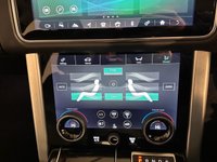 USED 2020 20 LAND ROVER RANGE ROVER 3.0 SD V6 Vogue SUV 5dr Diesel Auto 4WD Euro 6 (s/s) (275 ps) Extremely well cared for and maintained hosting a solid  complete service  record