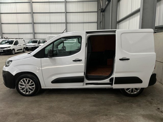 2023 CITROEN BERLINGO - Photo 8
