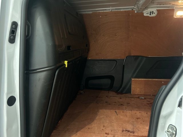 2023 CITROEN BERLINGO - Photo 9