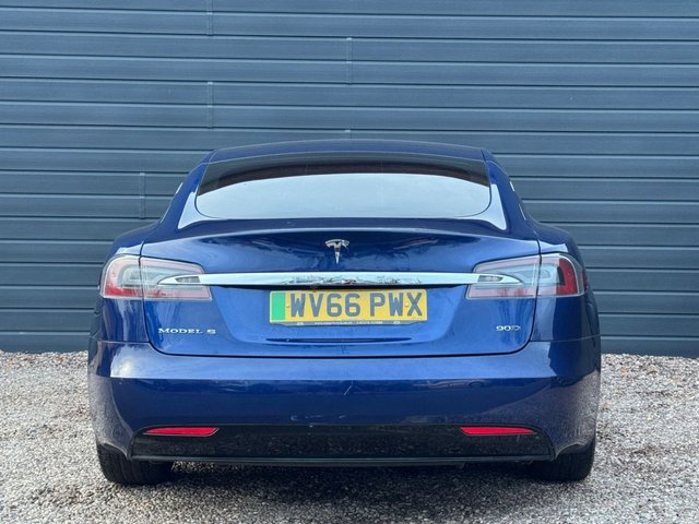 2016 TESLA MODEL S - Photo 11