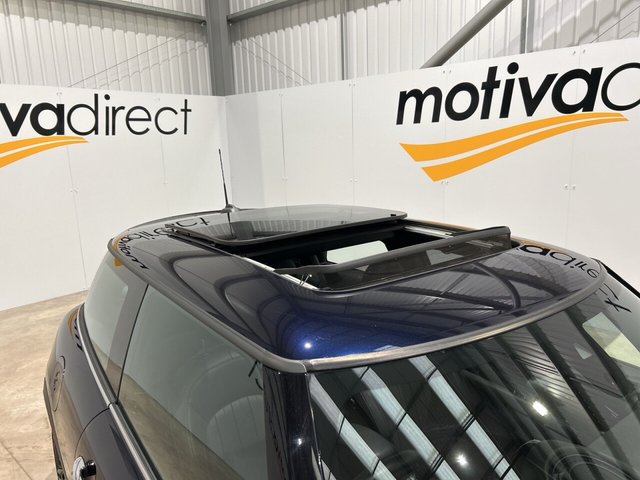 2022 MINI Electric Hatch - Photo 7