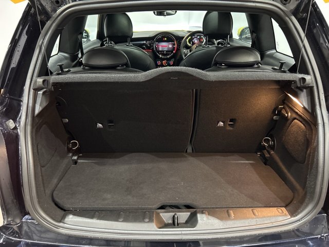 2022 MINI Electric Hatch - Photo 12