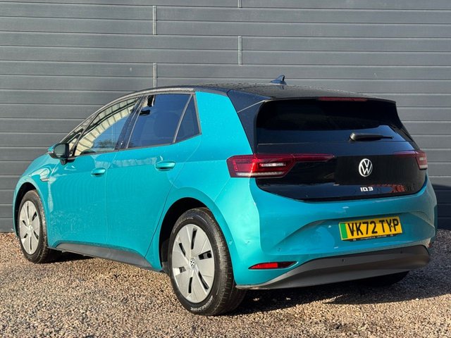 View our VOLKSWAGEN ID.3