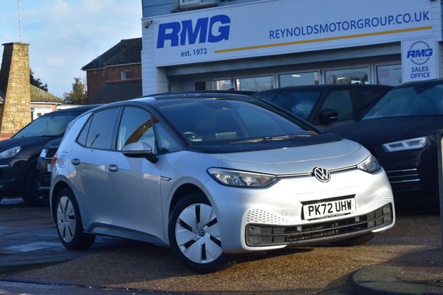 2022 Volkswagen Id3 Pro 58kWh HATCHBACK | 1 OWNER | HEATED SEATS | 2 KEYS | BATTERY HEALTH CHECK CERTIFICATE PROVIDED WITH ALL OUR ELECTRIC AND HY-BRID VEHICLES photo
