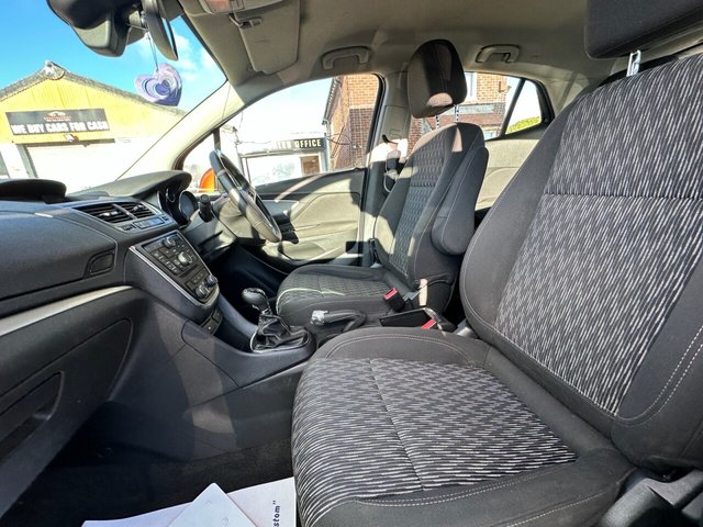 2014 Vauxhall Mokka 1.7L Exclusiv 5dr - Photo 8