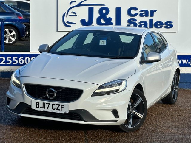 2017 VOLVO V40 2.0 T2 R-Design Hatchback 5dr Petrol Manual Euro 6 (s/s) (122 ps) - Photo 3