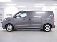 USED 2023 23 VAUXHALL VIVARO 2700 1.5 D 120 BHP L1 PRO EDITION 6 DOOR  SAT NAV | AIR CON | TWIN SIDE DOORS