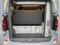USED 2025 25 VOLKSWAGEN TRANSPORTER 2.0 TDI COMMERCE T30 SWB 150 BHP AUTOMATIC / SWB  / 6 SEATS / CRUISE / CAR PLAY / STONE GREY