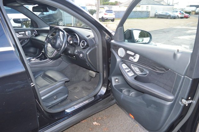 2016 MERCEDES-BENZ GLC 2016 2.1 GLC250d AMG Line (Premium Plus) SUV 5dr Diesel G-Tronic 4MATIC Euro 6 (s/s) (204 ps) - Photo 6