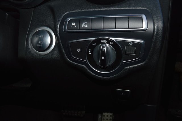 2016 MERCEDES-BENZ GLC 2016 2.1 GLC250d AMG Line (Premium Plus) SUV 5dr Diesel G-Tronic 4MATIC Euro 6 (s/s) (204 ps) - Photo 12