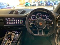 USED 2022 72 PORSCHE CAYENNE 3.0 V6 E-Hybrid 17.9kWh Platinum Edition SUV 5dr Petrol Plug-in Hybrid TiptronicS 4WD Euro 6 (s/s) (3.6kW Charger) (462 ps) STUNNING COLOUR | GREAT SPEC