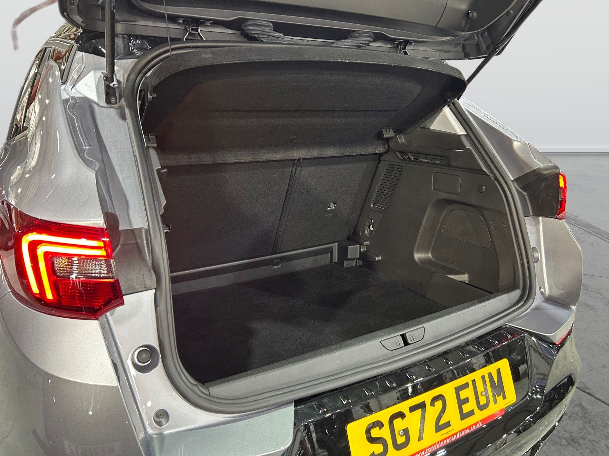 USED 2022 72 VAUXHALL GRANDLAND 1.2 Turbo GS Line SUV 5dr Petrol Manual Euro 6 (s/s) (130 ps) 