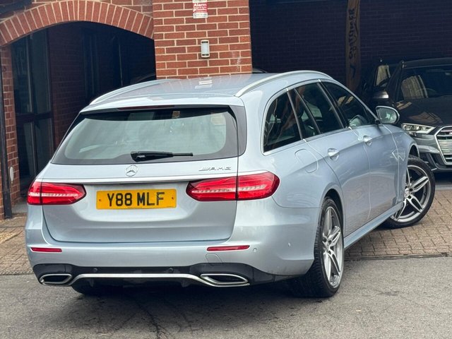 2017 MERCEDES-BENZ E-CLASS 2017 2.0 E220d AMG Line Estate 5dr Diesel G-Tronic+ Euro 6 (s/s) (194 ps) - Photo 4