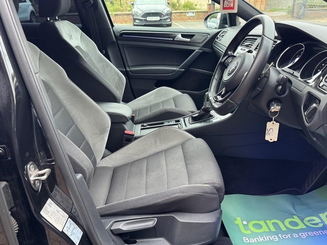 2017 VOLKSWAGEN GOLF 2017 2.0 TSI BlueMotion Tech R Hatchback 5dr Petrol DSG 4Motion Euro 6 (s/s) (310 ps) - Photo 11