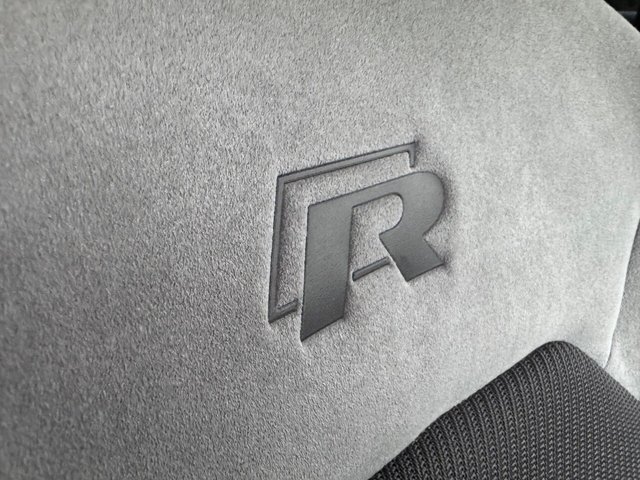 2017 VOLKSWAGEN GOLF 2017 2.0 TSI BlueMotion Tech R Hatchback 5dr Petrol DSG 4Motion Euro 6 (s/s) (310 ps) - Photo 12