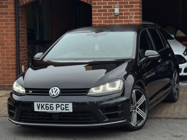 2017 VOLKSWAGEN GOLF 2017 2.0 TSI BlueMotion Tech R Hatchback 5dr Petrol DSG 4Motion Euro 6 (s/s) (310 ps) - Photo 2