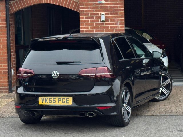 2017 VOLKSWAGEN GOLF 2017 2.0 TSI BlueMotion Tech R Hatchback 5dr Petrol DSG 4Motion Euro 6 (s/s) (310 ps) - Photo 4