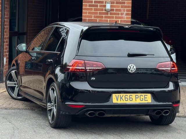2017 VOLKSWAGEN GOLF 2017 2.0 TSI BlueMotion Tech R Hatchback 5dr Petrol DSG 4Motion Euro 6 (s/s) (310 ps) - Photo 3