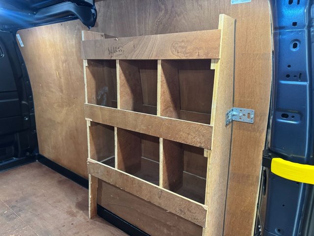 2022 Ford Transit Custom 2L Sport 5dr - Photo 10