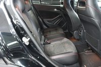 USED 2016 16 MERCEDES-BENZ GLA 2.1 GLA200d AMG Line SUV 5dr Diesel 7G-DCT Euro 6 (s/s) (136 ps) SATNAV H-LEATHERS SENSORS ALLOYS