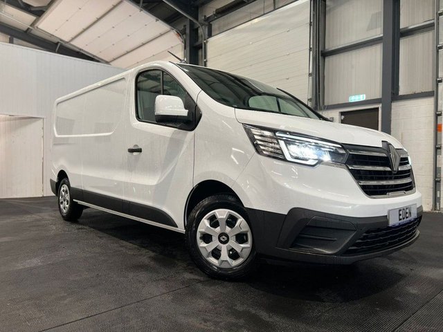 View our Renault Trafic 2.0 dCi Blue LL30 Advance L2 H1 Euro 6 (s/s) (130 ps) * BRAND NEW / PRE REG *