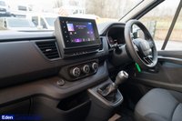 USED 2025 75 RENAULT TRAFIC 2.0 dCi Blue LL30 Advance Panel Van 5dr Diesel Manual L2 H1 Euro 6 (s/s) (130 ps) L2 LWB WITH PLY LINING
