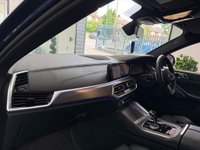 USED 2023 23 BMW X6 4.4 M50i V8 Auto xDrive Euro 6 (s/s) 5dr BMWCARBON+SKYLOUNGE+22S+WOW