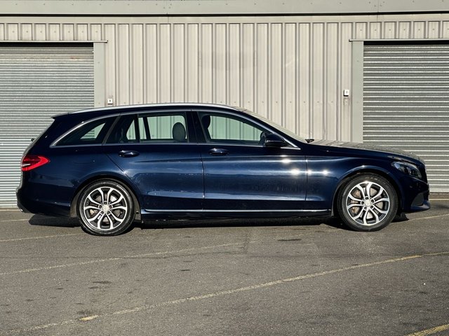 2016 Mercedes-Benz C-CLASS - Photo 6