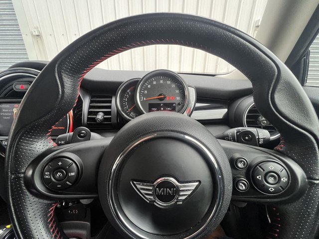 2018 MINI HATCH - Photo 11