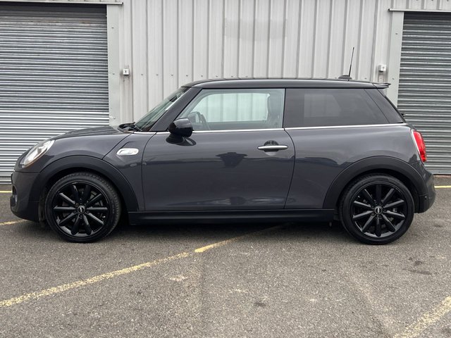2018 MINI HATCH - Photo 2