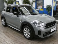 USED 2022 71 MINI COUNTRYMAN 1.5 10kWh Cooper SE Classic SUV 5dr Petrol Plug-in Hybrid Auto ALL4 Euro 6 (s/s) (222 ps) 4WD SAT NAV BLUETOOTH CRUISE CONTROL PARKING SENSORS GENUINE LOW MILES 1 OWNER WARRANTY