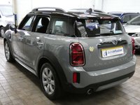 USED 2022 71 MINI COUNTRYMAN 1.5 10kWh Cooper SE Classic SUV 5dr Petrol Plug-in Hybrid Auto ALL4 Euro 6 (s/s) (222 ps) 4WD SAT NAV BLUETOOTH CRUISE CONTROL PARKING SENSORS GENUINE LOW MILES 1 OWNER WARRANTY