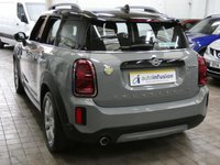 USED 2022 71 MINI COUNTRYMAN 1.5 10kWh Cooper SE Classic SUV 5dr Petrol Plug-in Hybrid Auto ALL4 Euro 6 (s/s) (222 ps) 4WD SAT NAV BLUETOOTH CRUISE CONTROL PARKING SENSORS GENUINE LOW MILES 1 OWNER WARRANTY
