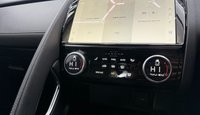 USED 2021 21 JAGUAR E-PACE 1.5 P300e 12.17kWh R-Dynamic SE SUV 5dr Petrol Plug-in Hybrid Auto AWD Euro 6 (s/s) (309 ps) 