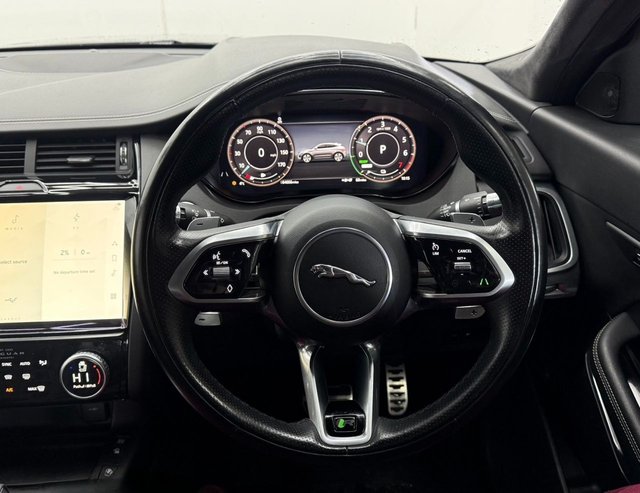 2021 JAGUAR E-PACE - Photo 10
