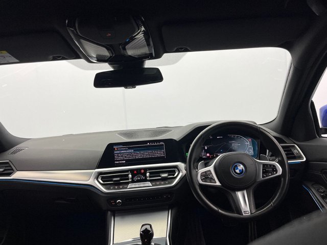 2021 BMW 3 SERIES - Photo 7