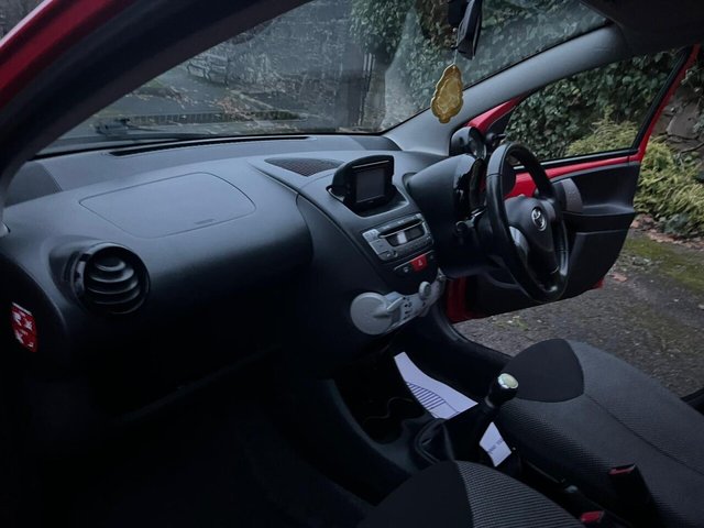 2014 TOYOTA AYGO - Photo 12