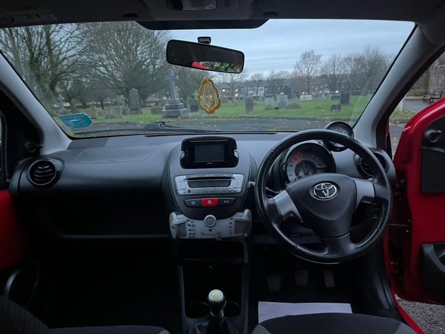 2014 TOYOTA AYGO - Photo 10