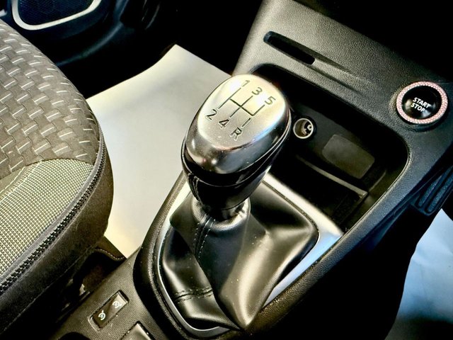 2017 Renault Captur 0.9L Dynamique Nav 5dr - Photo 7