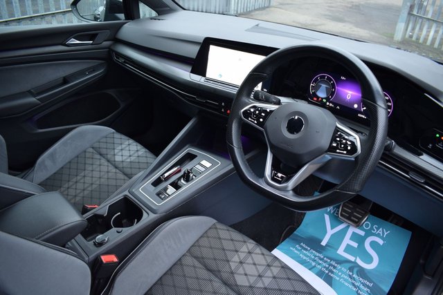 2020 VOLKSWAGEN GOLF - Photo 2