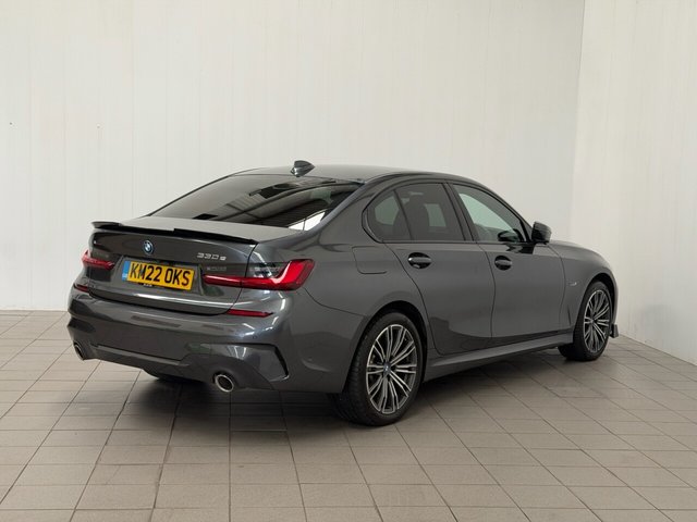 2022 BMW 3 Series 2L M Sport 4dr - Photo 8