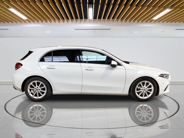 2020 Mercedes-Benz A-Class 2L Sport 5dr - Photo 8