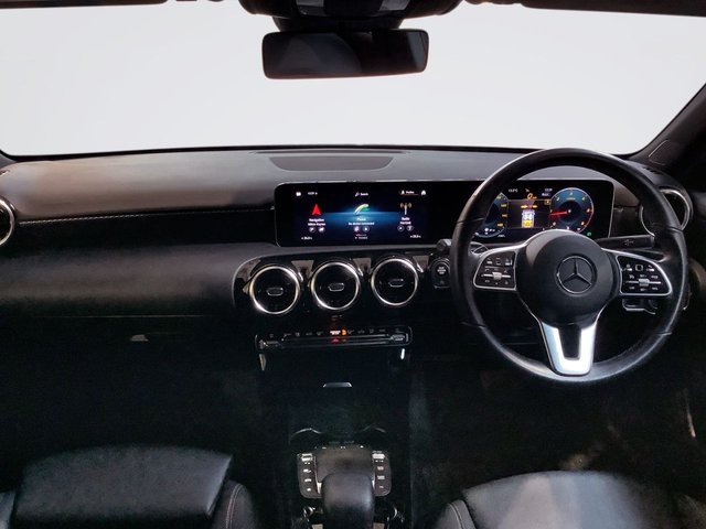 2020 Mercedes-Benz A-Class 2L Sport 5dr - Photo 3