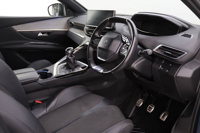 2022 Peugeot 5008 1.5L Gt 5dr - Photo 10