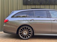 USED 2019 69 MERCEDES-BENZ E-CLASS 2.0 E220d AMG Line Night Edition (Premium Plus) Estate 5dr Diesel G-Tronic+ Euro 6 (s/s) (194 ps) PREM PLUS - HUGE SPEC