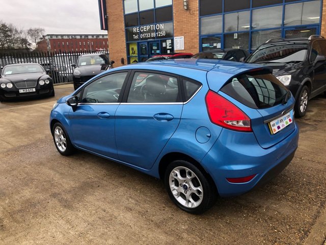2012 FORD FIESTA 2012 1.25 Zetec Hatchback 5dr Petrol Manual (129 g/km, 81 bhp) - Photo 6