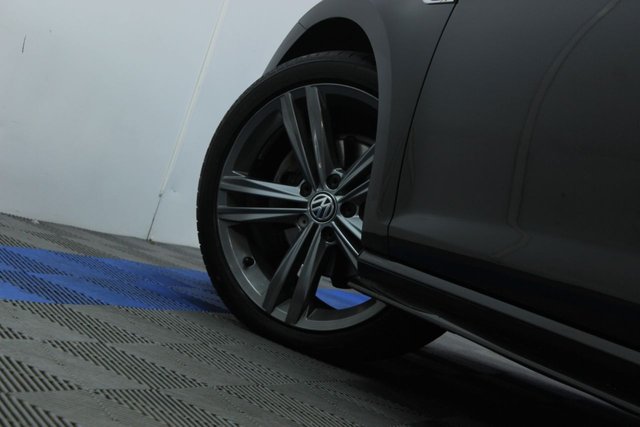 2020 VOLKSWAGEN GOLF - Photo 2