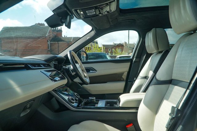 View our LAND ROVER RANGE ROVER VELAR
