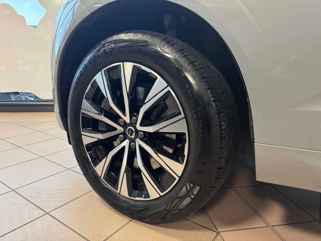 2023 VOLVO XC60 2.0 B5 MHEV Plus SUV 5dr Petrol Hybrid Auto AWD Euro 6 (s/s) (250 ps) - Photo 12